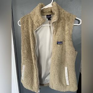 Taupe Patagonia vest. Size small